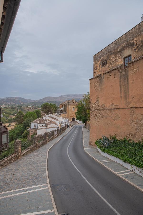 El Pensamiento Duplex Ronda Exterior photo